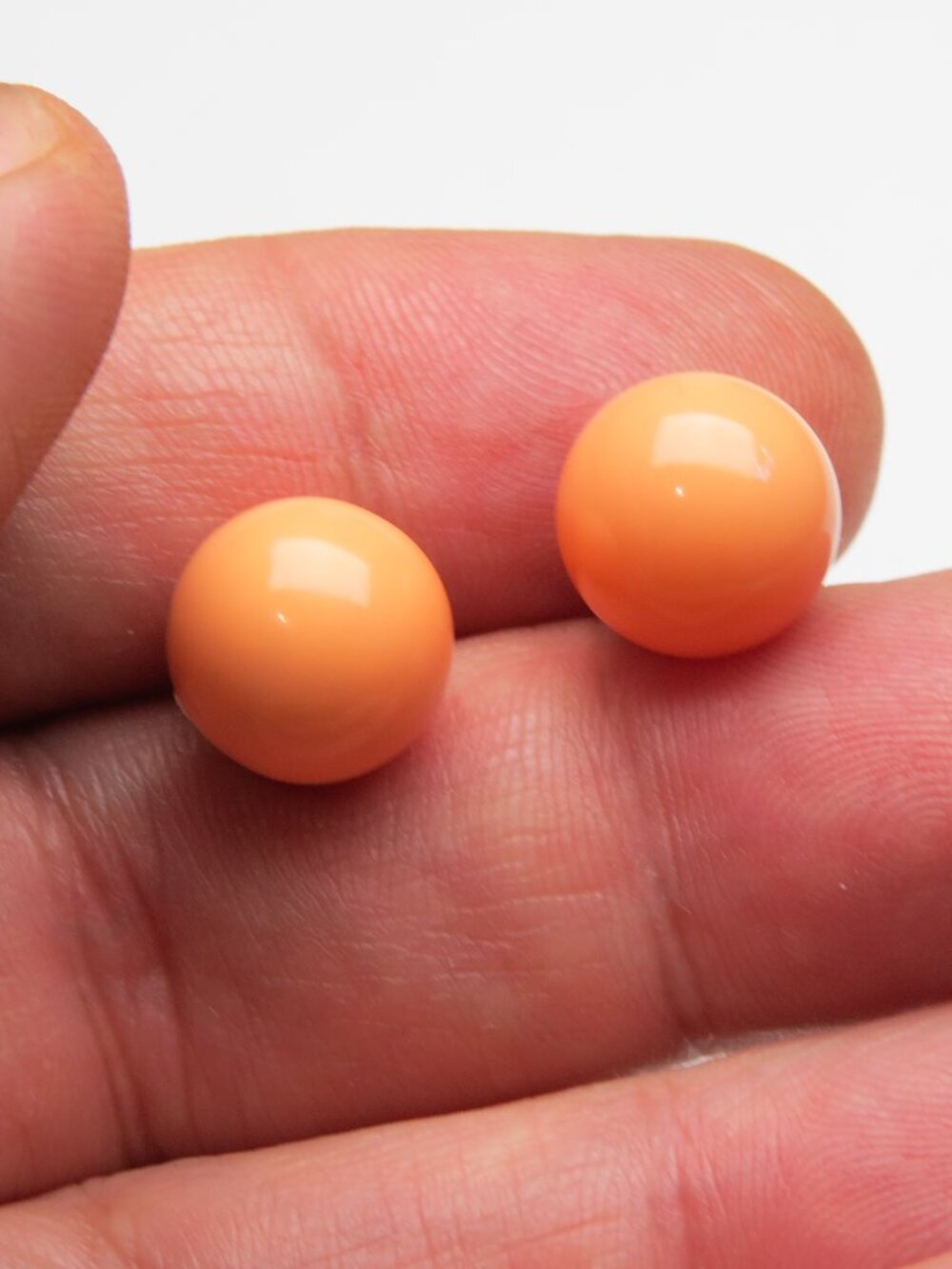 14k  Coral Earring